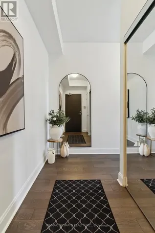 33 Shore Breeze Drive Toronto (mimico) ON M8V 1A1