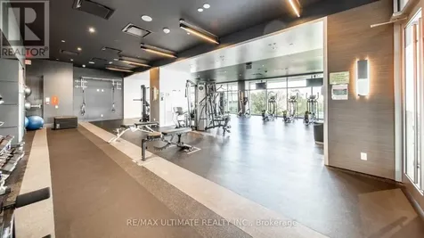 33 Shore Breeze Drive Toronto (mimico) ON M8V 1A1
