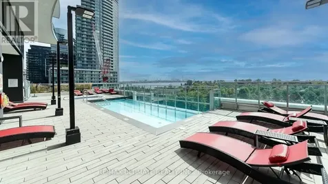 33 Shore Breeze Drive Toronto (mimico) ON M8V 1A1