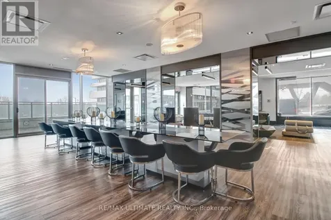33 Shore Breeze Drive Toronto (mimico) ON M8V 1A1