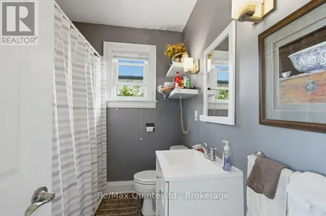 42 Ponton Street Belleville (belleville Ward) ON K8P 3T6