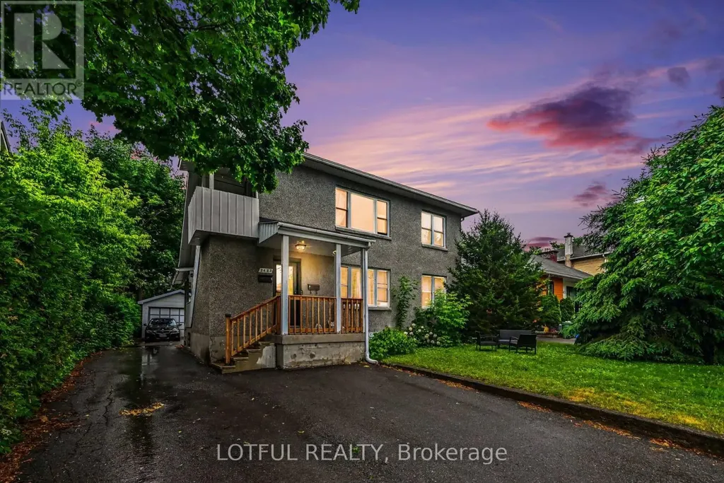 2427 Chasseur Avenue Ottawa ON K1V 8E5