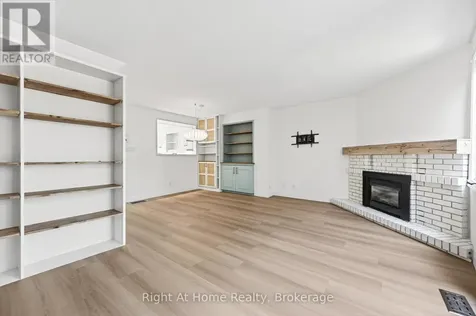 109 Brant Street Oakville (co Central) ON L6K 2Z7