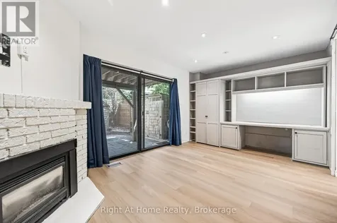 109 Brant Street Oakville (co Central) ON L6K 2Z7