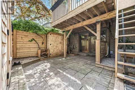 109 Brant Street Oakville (co Central) ON L6K 2Z7