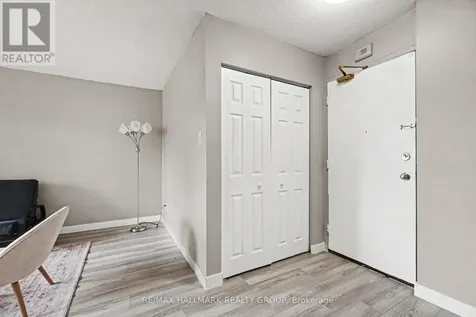 2044 Arrowsmith Drive Ottawa ON K1J 7V8