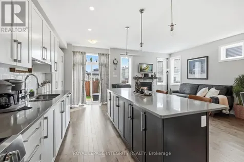 208 Mountain Sorrel Way Ottawa ON K4A 1H2