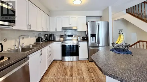 322 Hillsboro Private Ottawa ON K2M 3B2