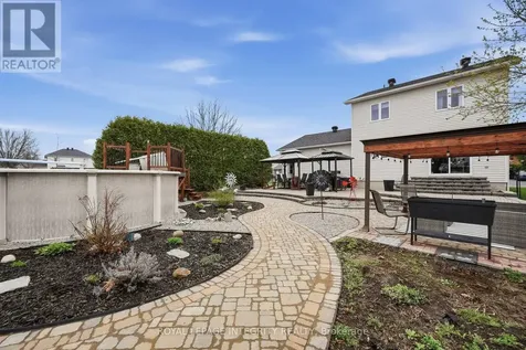 36 Frontenac Boulevard Russell ON K0A 1W0