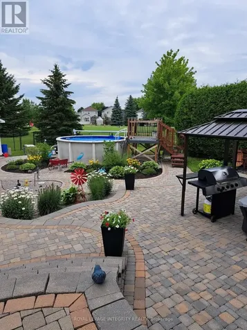 36 Frontenac Boulevard Russell ON K0A 1W0