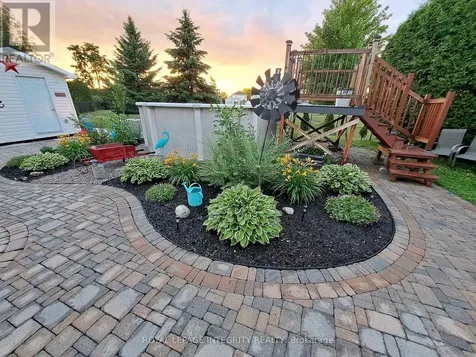 36 Frontenac Boulevard Russell ON K0A 1W0