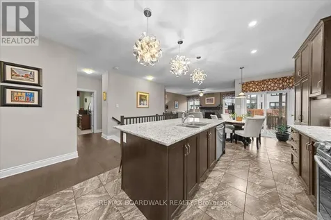 279 Sceptre Way Ottawa ON K2V 0C6