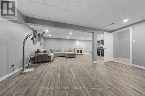 279 Sceptre Way Ottawa ON K2V 0C6