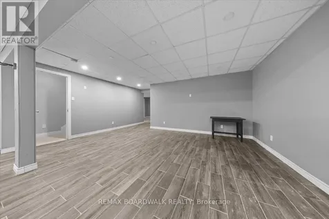 279 Sceptre Way Ottawa ON K2V 0C6