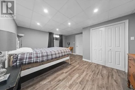 279 Sceptre Way Ottawa ON K2V 0C6