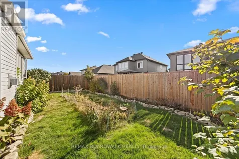 279 Sceptre Way Ottawa ON K2V 0C6