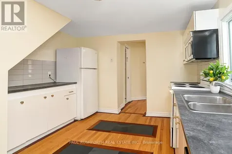 978 Admiral Avenue Ottawa ON K1Z 6L9