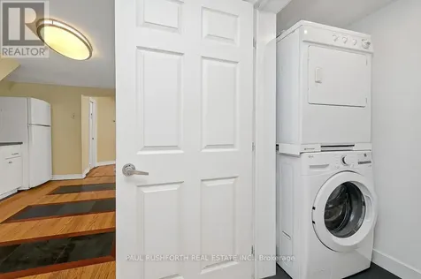 978 Admiral Avenue Ottawa ON K1Z 6L9