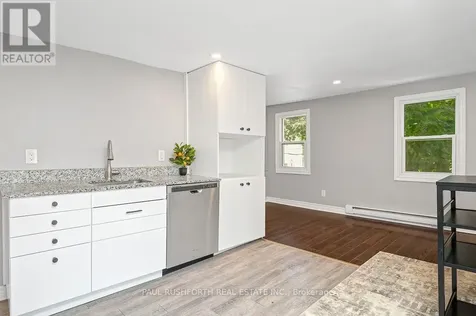 978 Admiral Avenue Ottawa ON K1Z 6L9