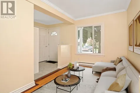 978 Admiral Avenue Ottawa ON K1Z 6L9