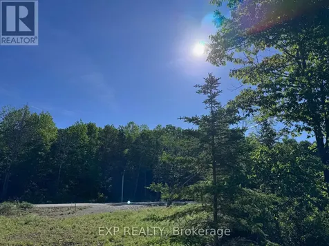71 Yantha Crescent Madawaska Valley ON K0J 1B0