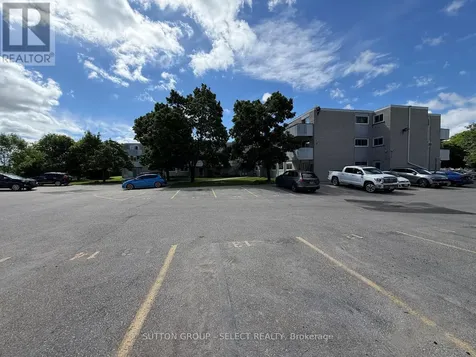 80 Breckenridge Drive Kitchener ON N2B 2N9