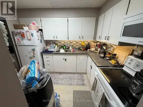 80 Breckenridge Drive Kitchener ON N2B 2N9