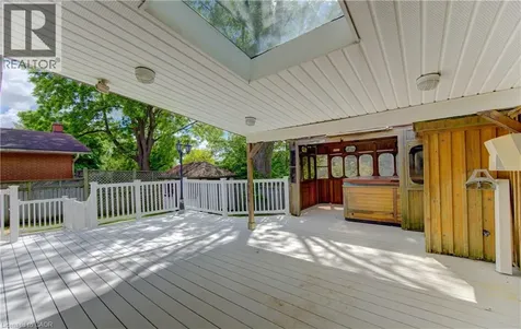 209 Dixie Crescent Waterloo ON N2J 3K9