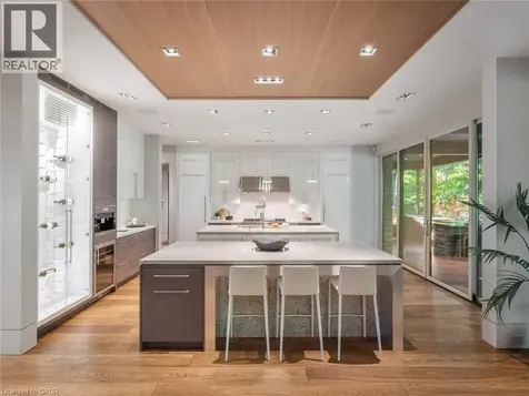 777 Shadeland Avenue Burlington ON L7T 2M2
