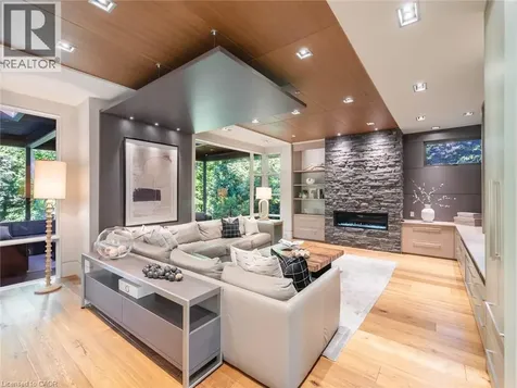 777 Shadeland Avenue Burlington ON L7T 2M2