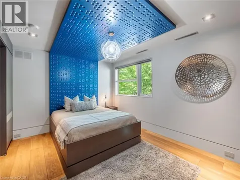 777 Shadeland Avenue Burlington ON L7T 2M2