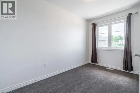 120 Court Drive Paris ON N3L 0N2