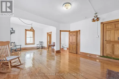 344 Midland Avenue Midland ON L4R 3K7