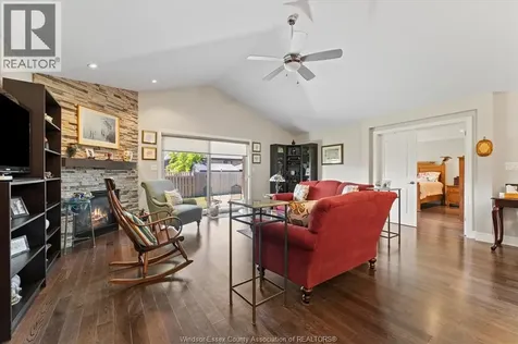 252 Serena Kingsville ON N9Y 0E8