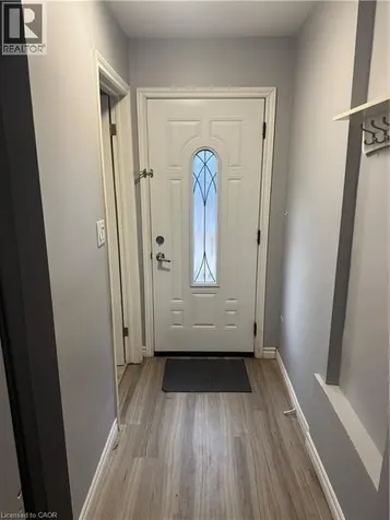 61 Waterloo Drive Kitchener ON N2H 3V1
