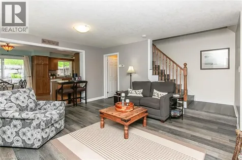 107 Upper Mercer Street Kitchener ON N2A 4N1
