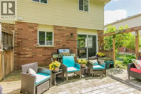 107 Upper Mercer Street Kitchener ON N2A 4N1