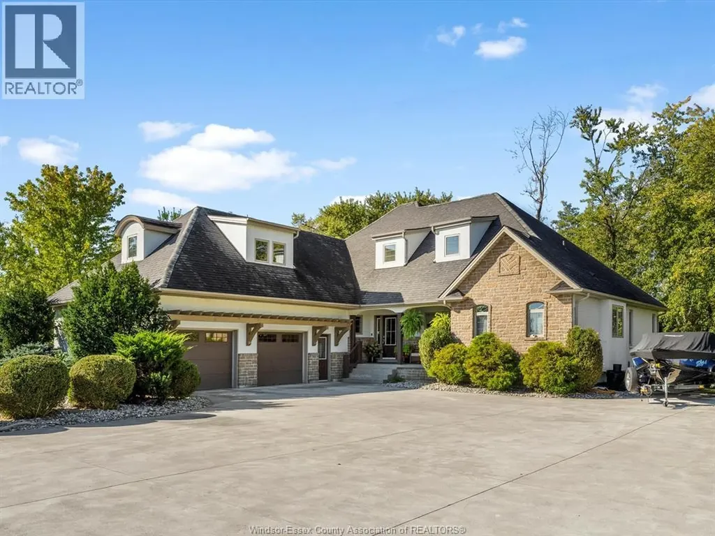 427 East Ruscom River Lakeshore ON N0R 1S0
