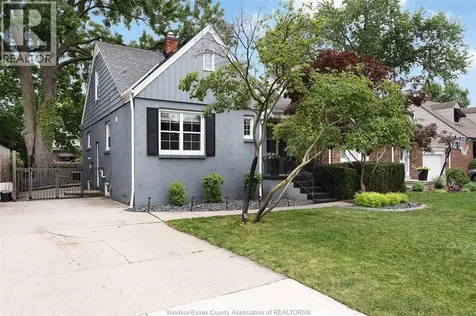 2326 Gladstone Avenue Windsor ON N8W 2P1