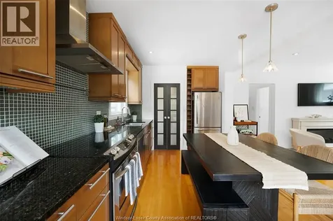 2326 Gladstone Avenue Windsor ON N8W 2P1