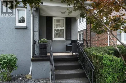 2326 Gladstone Avenue Windsor ON N8W 2P1