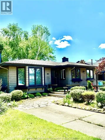 2437 Riverside Drive West Windsor ON N9B 1B2
