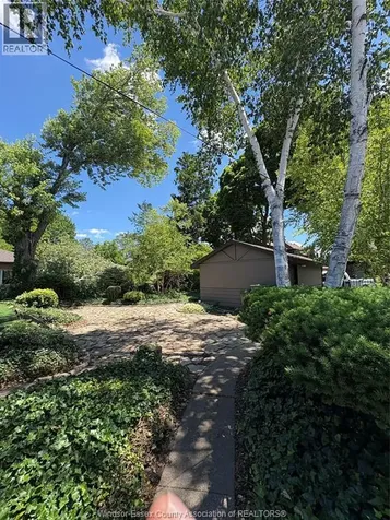 2437 Riverside Drive West Windsor ON N9B 1B2