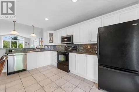 120 Donegal Drive Brantford ON N3T 6N4