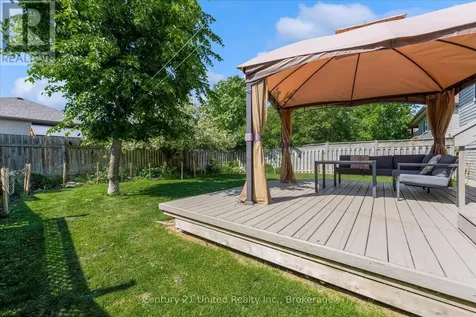 120 Donegal Drive Brantford ON N3T 6N4
