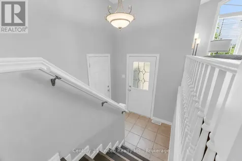 120 Donegal Drive Brantford ON N3T 6N4