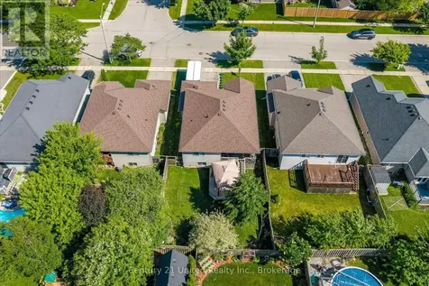 120 Donegal Drive Brantford ON N3T 6N4