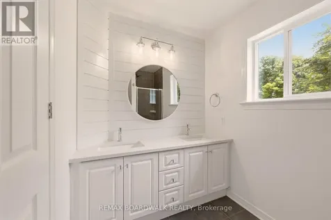 289 Timberwood Drive Beckwith ON K7C 3P2