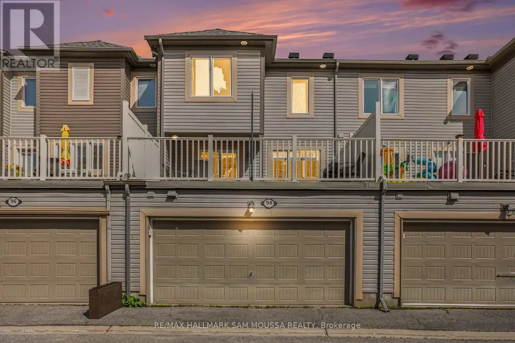 94 Brisote Lane Ottawa ON K2S 0V4