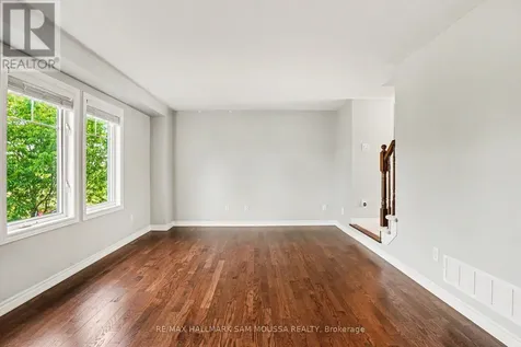 94 Brisote Lane Ottawa ON K2S 0V4